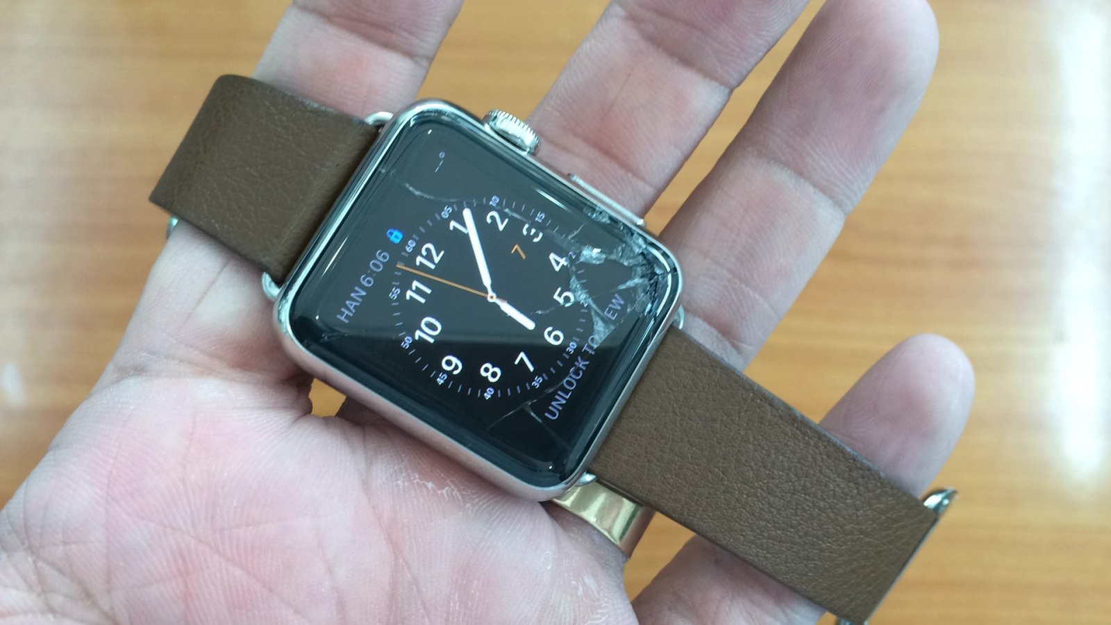Trùm ép thay mặt kính cảm ứng apple watch chính hãng giá rẻ tphcm