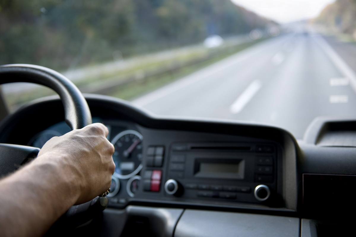 5 Sai lầm gây chết người trong khi lái xe hơi ô tô
