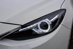 040 Đèn bi xenon xe Mazda 3 nguyên cụm