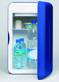 Tủ lạnh mini di động được thiết kế nhỏ gọn và thuận tiện