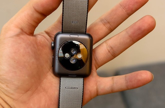 Mua đồng hồ thông minh Apple Watch 2 ở đâu uy tín với giá tốt