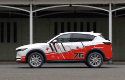 Dán decal thiết kế cho xe ô tô Mazda CX-5 sành điệu