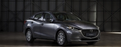 Độ mở cốp xe bằng điện ô tô Mazda 2