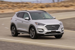 Độ đá mở cốp xe hơi Hyundai Tucson đời 2016 trở lên