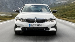 Dán phim cách nhiệt cho xe hơi BMW Series 3