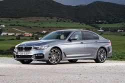 Wrap dán decal đổi màu ô tô BMW Series 5 mới