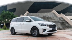 Thay mâm xe hơi Kia Sedona 2019 18inch mới
