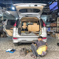 Cảm biến lùi xe hơi Mitsubishi Xpander 2019